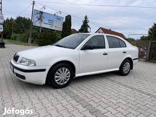 Skoda Octavia 1.6 Classic Plus / M.Országi / Ro...