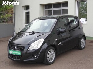 Suzuki Splash 1.2 GLX+ CD AC MP3 Szervizkönyv-K...