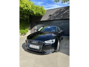 AUDI A3 1.4 TFSI Attraction S-tronic