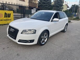 AUDI A3 1.6 TDI Attraction DPF Digtklima.Tempom...