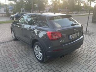 AUDI Q2 35 TDI Sport quattro S-tronic