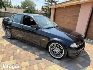 BMW 320i 2.2 6 henger