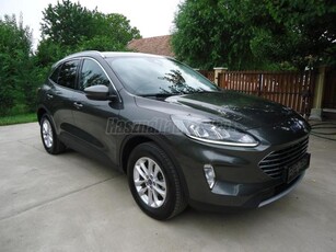 FORD KUGA 2.5 FHEV Titanium CVT