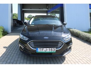 FORD MONDEO 2.0 FHEV Titanium eCVT Mo.-i. 1 Tul. ÁFA-S!