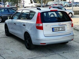 HYUNDAI I30-CW