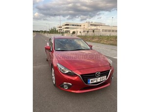 MAZDA 3 Sport 2.2 D Revolution