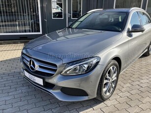 MERCEDES-BENZ C 350 T e PLUG-IN HYBRID 7G-TRONIC vez.szervizkönyv