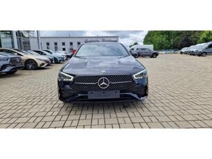 MERCEDES-BENZ CLA-200