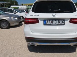 GLC-220 D-4MATIC-9G-TRONIC-