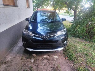 TOYOTA RAV 4 Rav4 2.2 D-4D Sol