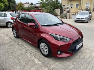 TOYOTA YARIS 1.0 VVT-i Comfort M.o-i.43.000km.ELSŐ TULALDONOSTÓL.MÉG 2026-ig GARANCIÁLIS.SÉRÜLÉSMENTES!!!