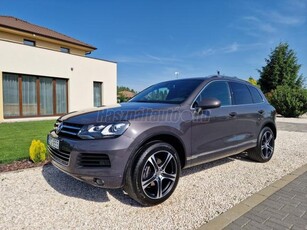 VOLKSWAGEN TOUAREG Camel 3.0 V6 TDI BMT Tiptronic ic FRISS MŰSZAKI. SZERVIZKÖNYV. VONÓHOROG