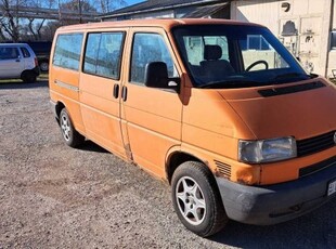 Volkswagen Transporter T4 2.4 TD Hosszított 9 S...