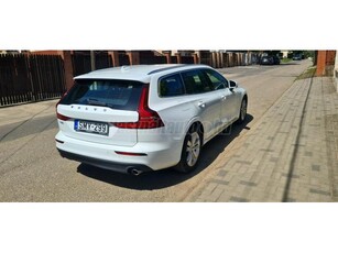 VOLVO V60 2.0 [B3] MHEV Momentum Pro Geartronic Magyar! Hibrid!Gyári garancia!!!