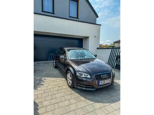 AUDI A3 1.6 TDI Ambiente DPF Sportback