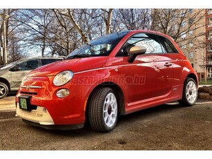 FIAT 500e (Automata) Nyitható panorámatetős - világos belsős kivitel - téli/nyári kerekekkel!