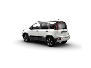 FIAT PANDA 1.0 BSG Cross készletre érkező modell