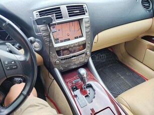 LEXUS IS 250 Mark Levinson (Automata)