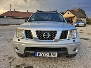 NISSAN NAVARA 4WD Double 2.5D LE