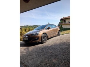 OPEL ASTRA J 1.6 Selection