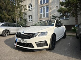 SKODA OCTAVIA 2.0 CR TDI RS 4x4 DSG