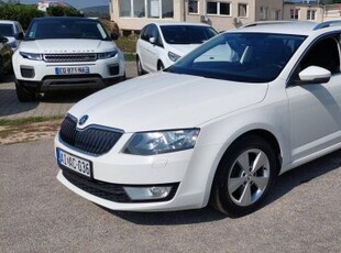 Skoda Octavia Combi 1.4 TSI Ambition DSG Rs bel...