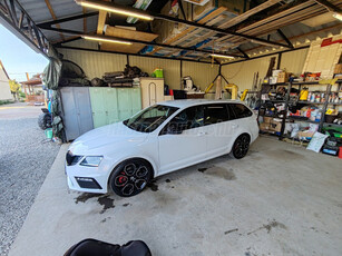 SKODA OCTAVIA Combi 2.0 TSI RS 