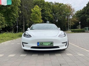 TESLA MODEL 3 LR AWD Ajándék 2 000 KWh/év gyorstöltés 99.- Ft/kWh áron a vásárlás napjától