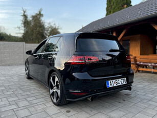 VOLKSWAGEN GOLF VII 2.0 TSI BMT GTI DSG Performance