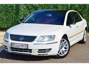 VOLKSWAGEN PHAETON 3.0 V6 TDI 4Motion (Automata) [4 személy] Rendelhető összes extrával. Egyedi megjelenés