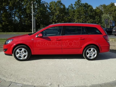 OPEL ASTRA H Caravan 1.8 Enjoy