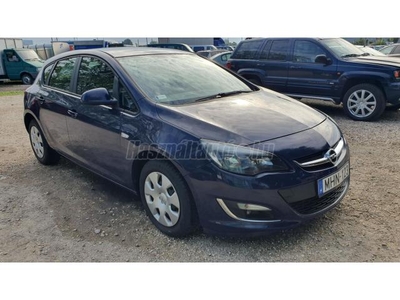 OPEL ASTRA J 1.4 T Active Magyarországi-ülésfűtés-klíma-multikormány