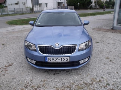 SKODA OCTAVIA 1.0 TSI Style magyar.gyári fényezés