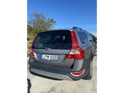 VOLVO XC70 2.4 D [D5] AWD Summum