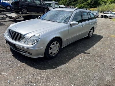 Mercedes-Benz E 220 T CDI Avantgarde