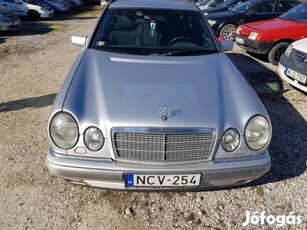 Mercedes-Benz E 240 T Avantgarde (Automata)