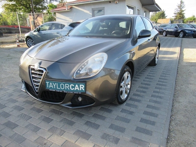 ALFA Romeo Giulietta 1.4 TB Progression / SZERV...