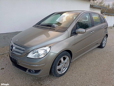 Mercedes-Benz B-Osztály