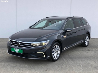 Volkswagen Passat VIII Variant 1.4 TSI GTE Plug...