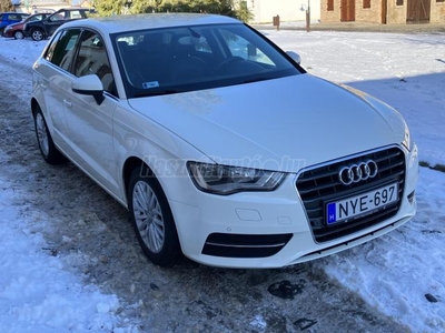 AUDI A3 Sportback 1.6 TDI Attraction Makulátlan állapot!