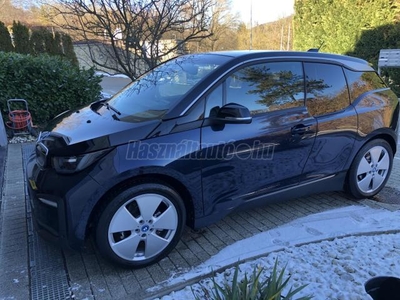 BMW I3 120Ah (Automata) Két db gyári kulcs. Sérülésmentes. Hőszivattyú. bőrbelső. navigáció. kamera. ú