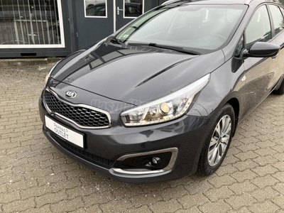 KIA CEE'D SW 1.4 CVVT Silver mo.-i.vez.szervizkönyv