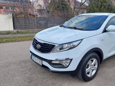 KIA Sportage 1.6 GDI LX Navi BLUETOOTH Tempomat...