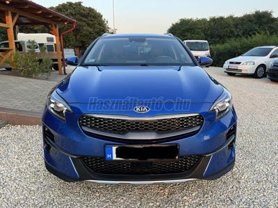 KIA XCEED 1.4 T-GDI Platinum /38E Km!/Mo.-i!/Friss vizsga!/Friss szer.!/2 Év Garancia!/LED!/Ülésfűtés!/Kormán