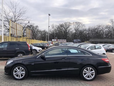 MERCEDES-BENZ E 220 CDI BlueEFFICIENCY Avantgarde (Automata) Coupe Automata