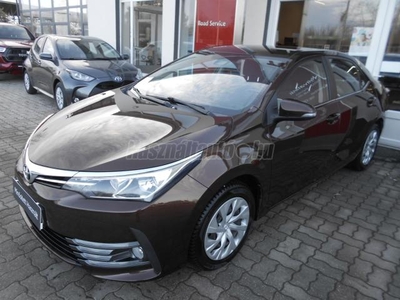 TOYOTA COROLLA Sedan 1.6 Active Comfort 50th Anniversary