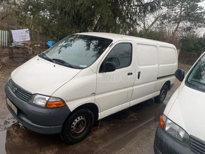 TOYOTA HI-ACE Hiace 2.5 D4-D Panel Van Long