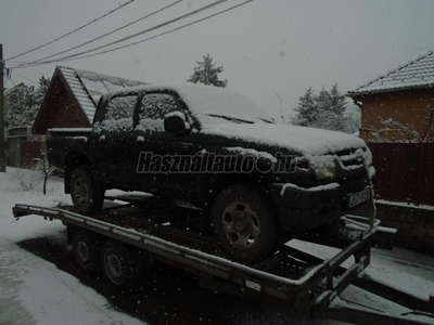 TOYOTA HI LUX Hilux 2.5 D-4D 4x4 Double SR5 1.TULAJ-Klima-CSERÉLHETŐ