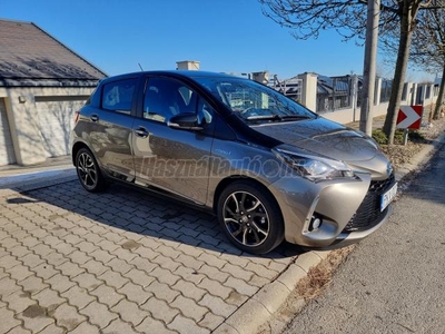 TOYOTA YARIS 1.5 VVT-i Hybrid Style e-CVT