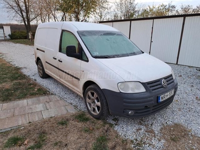 VOLKSWAGEN CADDY MAXI WÜKARO HŰTŐS FELÉPÍTMÉNNYEL